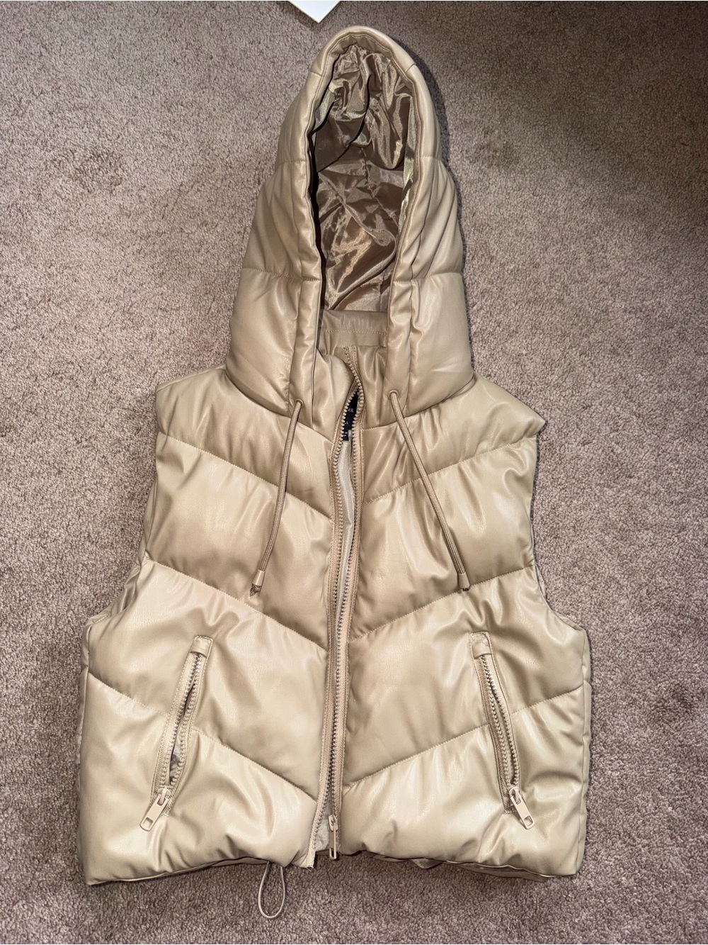 Puffer Hooded Cropped Vest in Light Beige